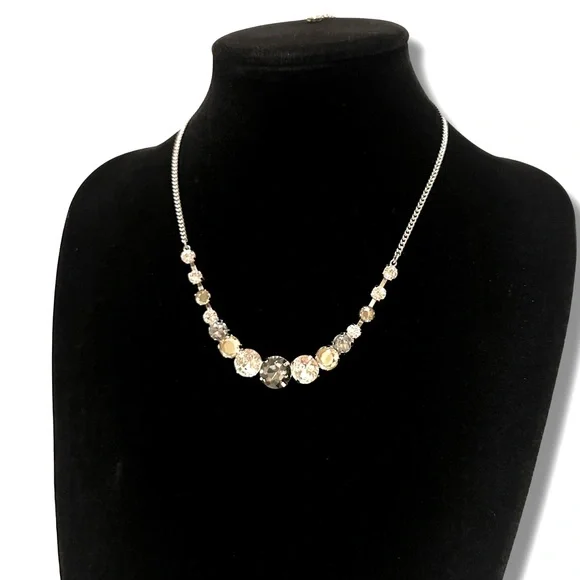 LOFT Simple Sparkle Rhinestone Crystal Bib Necklace | NWOT - Picture 4 of 5